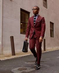 Mens Black And Burgundy Suits Not Your Basic Burgundy Suit 3 Ways Men S Style Pro Burgundy Suit Mens Fashion Blog Mens Suits
