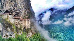 Trabzon iline 39 km, maçka ilçesine 11 km. Trabzon Macka Da Sumela Manastiri Gezicini Gezilecek Tarihi Yerler