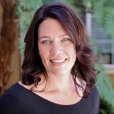 Lori Heisler's Instagram, Twitter & Facebook