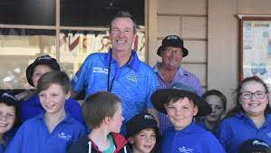 As a result of big freeze beanie sales and 10c from every coles brand fresh pork product sold, coles and their customers raised an incredible. Neale Daniher Gets A Hero S Welcome In Apsley Naracoorte Herald Naracoorte Sa