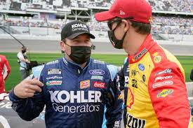 The hillsborough high alumnus has benefited from showers there before; Drivers Make Fast Food Stops During Daytona 500 Rain Delay Wsyx