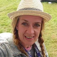 Deb Corbett's Instagram, Twitter & Facebook