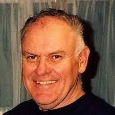 Ruth Lavin's Instagram, Twitter & Facebook