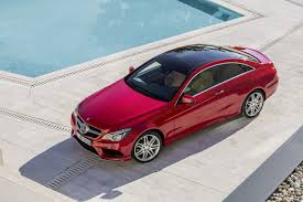 The New E Class Coupe Has Classic Proportions With A Long Bonnet Elongated Side Line Flat Roof Line And P Mercedes Benz Cars Mercedes E Class Coupe Mercedes