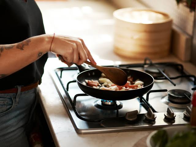 Cinco recetas que se preparan con una sola sartén y en menos de 25 minutos  - Infobae