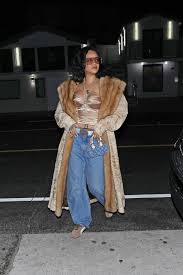Rihanna Endorses Outfit Rih-Peating | Vogue