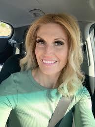 Kendra Putnam's Instagram, Twitter & Facebook