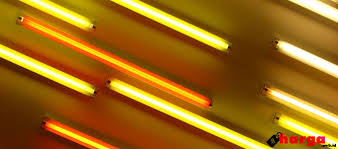 Lampu neon kompak (cfl) secara bentuk, ukuran dan pancaran cahaya bisa dibilang hampir sama dengan lampu bohlam pijar. Update Harga Lampu Neon Kecil Untuk Etalase Daftar Harga Tarif