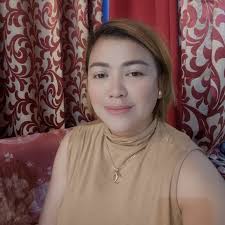 Can I get a hi at least? I like your profile ♥️🥰 Can we friends👋. I'm  from USA & you?