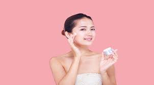 Namun dalam artikel ini, blog inkesehatan hanya akan berbagi tips menghilangkan jerawat secara alami dengan menggunakan. Inilah 6 Skincare Cegah Jerawat Untuk Remaja