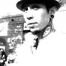 Leo Cardenas (@leelow420)