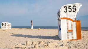 Urlaub an der nordsee in ostfriesland in neuharlingersiel: Neuharlingersiel Strand Krabben Und Meer Ndr De Ratgeber Reise Ostfriesland