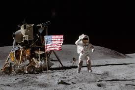 Armstrong was never interested in being too much in the public eye after he made history with nasa. Moon Walk 50 Jahre Mondlandung Museum Fur Naturkunde