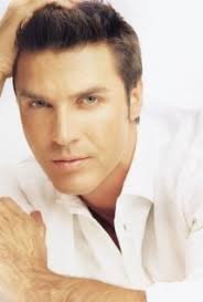 Dos hermanos buena onda_购票_剧情介绍_演职人员_图集-猫眼电影