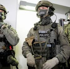 Связаться со страницей gsg wohnungen global service german в messenger. Reichsburger Gsg 9 Sturmt Wohnungen Mutmasslicher Rechtsterroristen Stern De