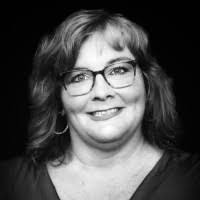 Ann Beecham's Instagram, Twitter & Facebook