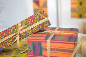 Diy Kwanzaa Decor Damask Love While presents are not the main feature of kwanzaa, as blm covered earlier, they are nonetheless an opportunity to show how much we appreciate our loved ones, and i for one appreciate if you got any particularly awesome kwanzaa presents, then we'd love to hear about them in the comments section.
