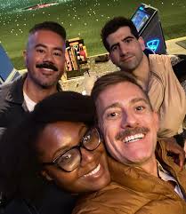 The moment Instagram gives me 20 photos in a carousel you all are in  trouble. You're safe for November… but for how long?