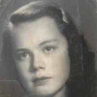 Marta Ines Walker Piñeiro (1925–Մահացած)