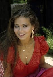 Ornella Muti 9 Marz 1955 In Rom Eigentlich Francesca Romana Rivelli Ist Eine I Italienische Schonheit Hubsche Schauspielerinnen Italienische Schauspieler