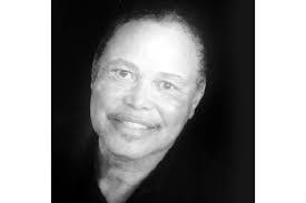 Ross Willard's Instagram, Twitter & Facebook