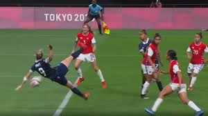 Fest steht lediglich, dass das griechische team traditionell als erstes ins olympiastadion laufen wird und das team der japanischen gastgeber zum schluss. Mdqzk7hpujnjxm