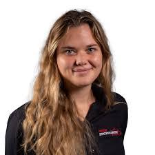 Alexander Edinger's Instagram, Twitter & Facebook