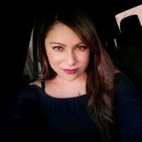 Karla Gil's Instagram, Twitter & Facebook