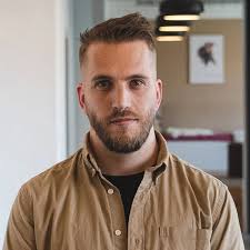 Kendrick is only 1 million monthly listeners behind Drake, note that Drake  has dropped 4 features since the beef and Kendrick has dropped no new songs  or features since the beef. If