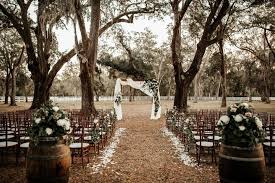 A Whimsical November Wedding In Florida With A Huge Bridal Party Outdoor Wedding Venues Winter Wedding Venues Outdoor Winter Wedding