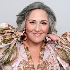 Ricki Lake Updates Us