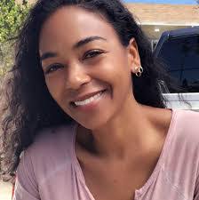 Priscilla Conn's Instagram, Twitter & Facebook