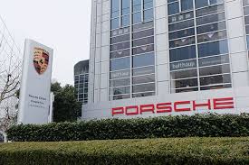 Porsche Retains Appeal For Young Chinese Women As Sales Grow 12 Amid Ebbing Car Tides Porsche Electric Sports Car Sports Cars Luxury