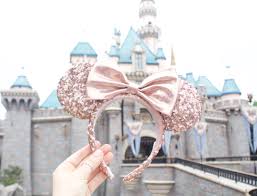 My gorgeous rose gold minnie ear came today. Where To Buy Rose Gold Minnie Mouse Ears At Disneyland My Styled Life