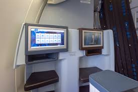 Trip Report Klm Business Class Kl835 777 300er Sin To Dps Singapore To Denpasar The Shutterwhale