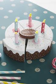 Gateau D Anniversaire En Bois Multicolore Vertbaudet Gateau Anniversaire Anniversaire Jouet Cuisine