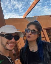 amo a mi novia y lo loca que esta helena