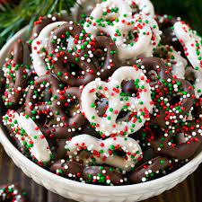 Christmas Treats Easy Chocolate Covered Pretzels Recipe Christmas Chocolate Chocolate Covered Pretzels Christmas Christmas Sprinkles