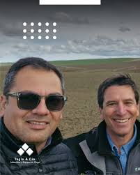 Tecnología, #innovación y experiencia en #riego de precisión. 🔍💧 Cristian  Correa y Nicolás Zepeda visitaron la fábrica de @nelson_irrigation en Walla  Walla, EE.UU., donde participaron en un Curso de Riego Internacional.  Durante
