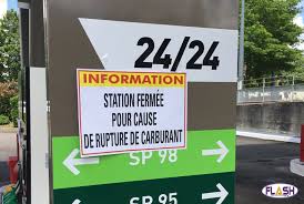 C/cial super u corgnac, 87100 limoges, carte. La Peur Cree La Penurie Dans Certaines Stations De L Agglomeration De Limoges Flash Fm