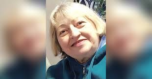 Cindy Vanhoose's Instagram, Twitter & Facebook