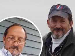 Laurin Cowling's loving husband, Troy, posted a short time ago that Laurin  passed away this morning during his second courageous bout with cancer.  Laurin was in the Conant class of 1980 and