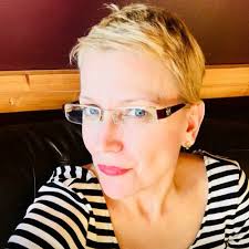 Interview with Julia Caroline Knowlton