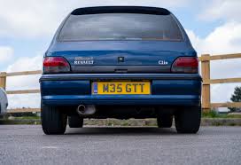 Image result for Bleu Cobalt 1995 Renault