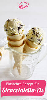 Rezept Fur Cremiges Stracciatella Eis Ohne Eismaschine Rezept Stracciatella Eis Lebensmittel Essen Eis Selber Machen