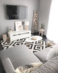 Teppich Im Wohnzimmer Im Tendance Carpet Wohnzimmer Small Apartment Living Room Living Room Decor Apartment Small Living Rooms