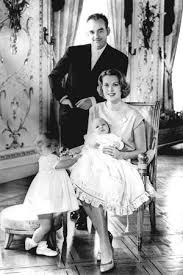 Prince albert, grace kelly's son, sends letter of solidarity to emmanuel macron following notre dame fire. Prince Rainier Of Monaco With His Wife Grace Kelly And Their Children Caroline And Albert Photographic Print Allposters Com