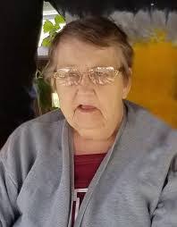 Linda Brimmer's Instagram, Twitter & Facebook