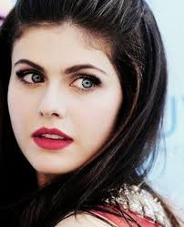 Dalam video tersebut, nora alexandra memberikan kesempatan bicara pada suaminya, jerinx sid. Alexandra Daddario Actress Images Age Wiki Matthew Height Beautiful Female Alexandradaddariosexy Alexa Alexandra Daddario Alexandra Daddario Images Alexandra