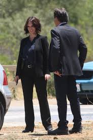 Cbs' criminal minds will fill the void left by jeanne tripplehorn's departure with a lotta love. Jennifer Love Hewitt Criminal Minds Set 09 Gotceleb